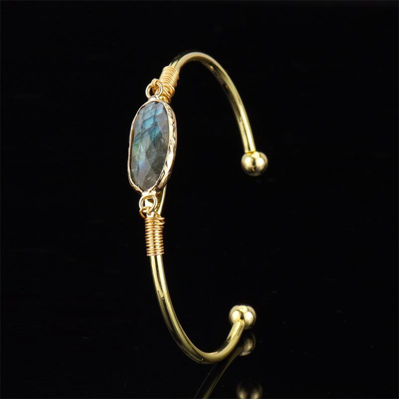Hand-Wound Natural Stone Crystal Stone Moonstone Gold Hemming Bracelet Bracelet Bracelet B15