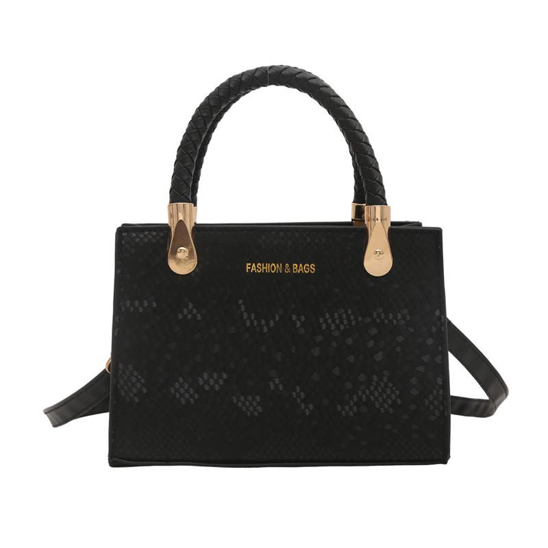 

Hand bag women s spring and summer new version fashion trendy small square bag texture simple casual messenger bag чёрный