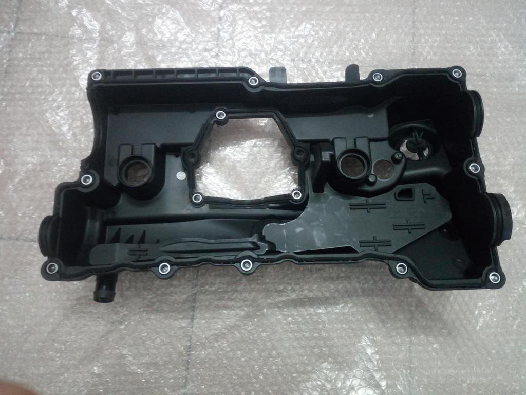 Engine Valve Cover for BMW 1 & 3 Series E88 E90 E60