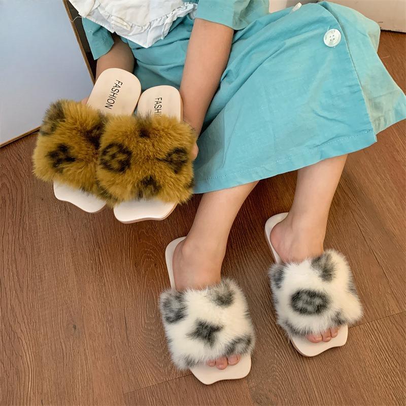Winter and Autumn Anti-slip Shoes, Casual Shoes, Slippers, Girls' Home Use Items