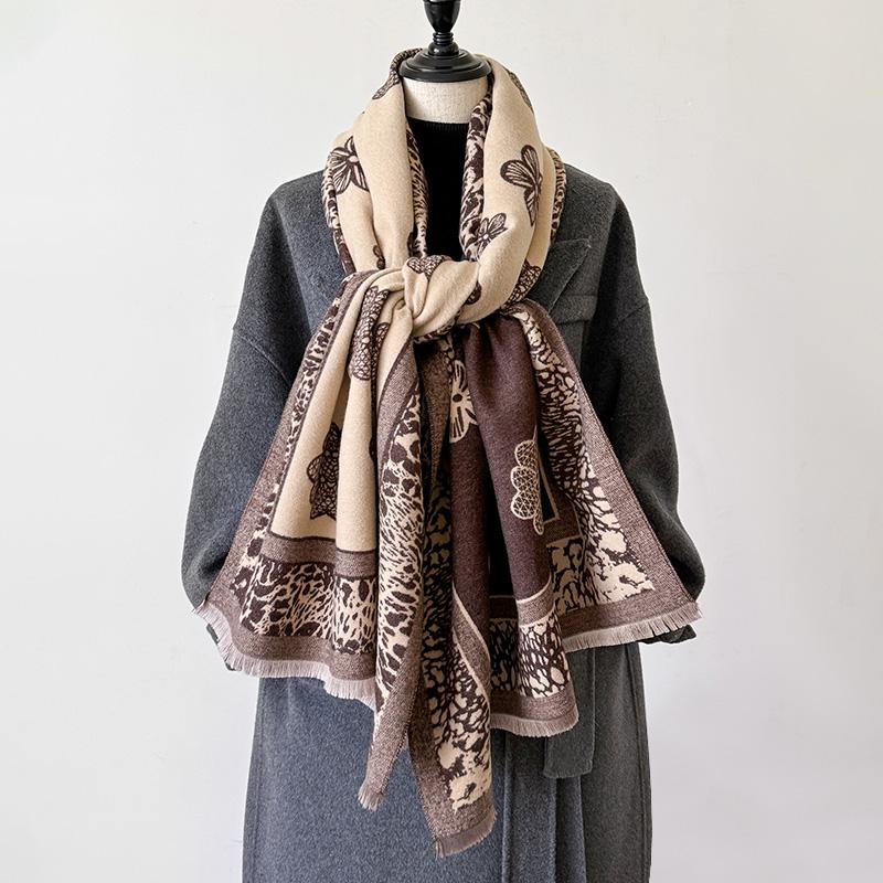 Elegant Ladies' Pashmina Jacquard Cashmere Scarf Winter Thick Warmth Two-Sided Shawl Coldproof Windproof Blanket Scarf