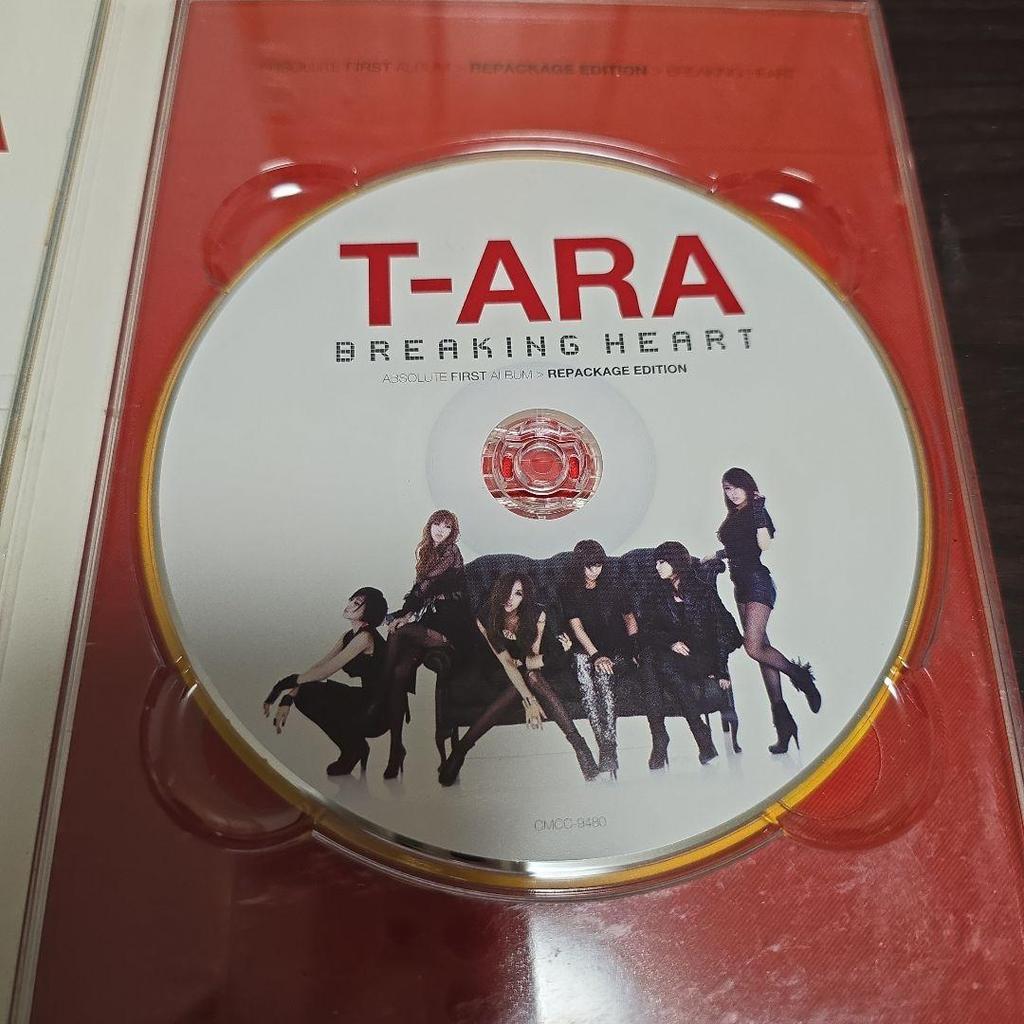 [USED] T-ARA FIRST ALBUM BREAKING HEART