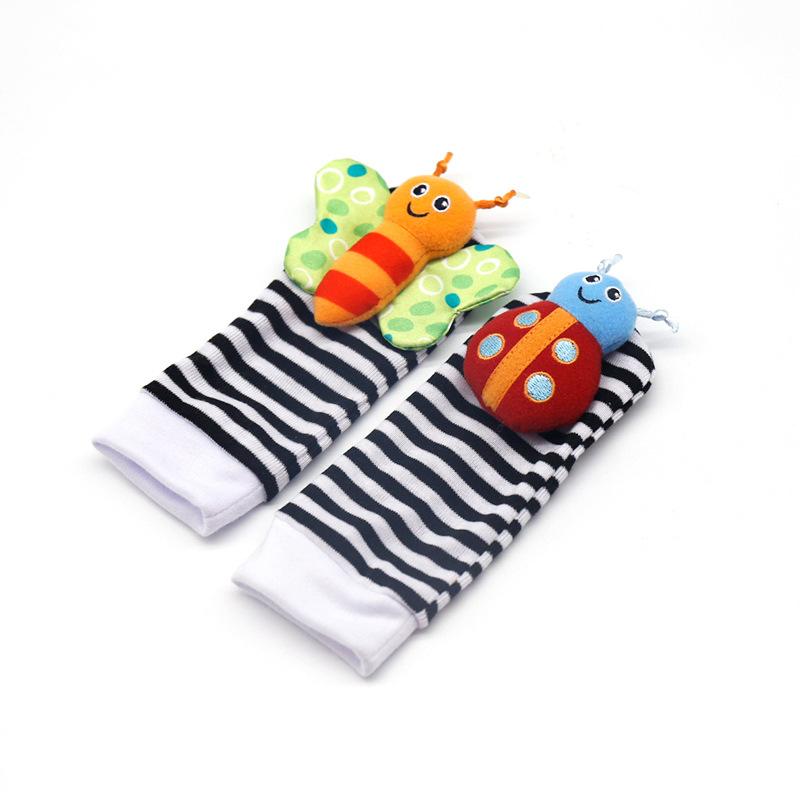 4pcs Cartoon 100% Cotton Soft Knitted Baby Wrist Rattle and Foot Finder Socks Musical Inflatable Toys for Boys 0-12 Months