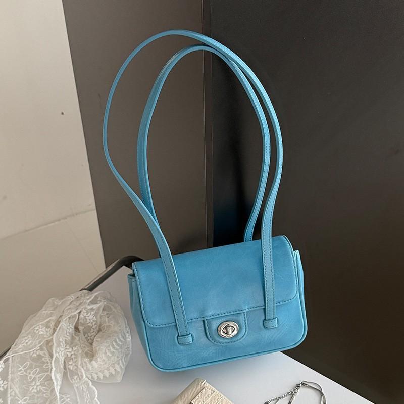 

Сумка-мессенджер из коровьей кожи первого слоя 2026 Новый Высококачественная Одноплечевая Маленькая Квадратная Натуральная Кожа Универсальная Нишевая Подмышечная Для Поездок 19x6x13 синий