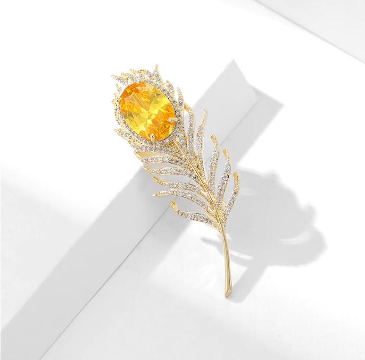 

1Pc Feather Brooch Inlaid with Zircon Exquisite Trendy Jewelry Accessories Suitable for Any Occasion, Holiday, Birthday Gift жовтий