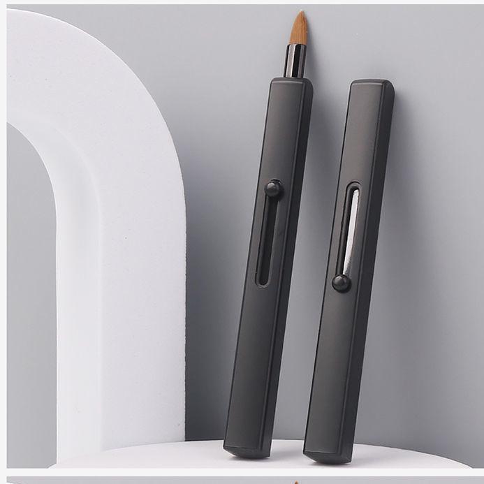 Portable Double-Ended Retractable Lip Brush with Lid for Lipstick & Lip Liner Application