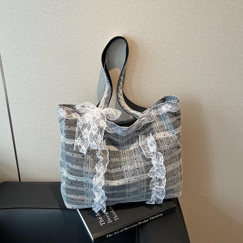 

Summer new fashion large-capacity tote bag women s trend shoulder bag simple casual commuter bag чорний