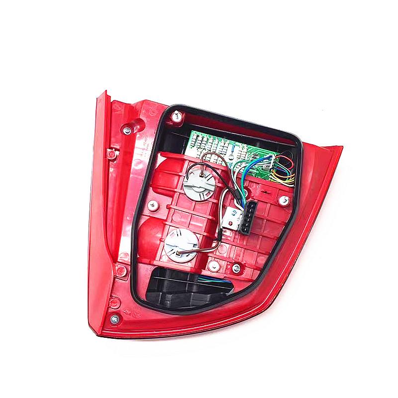 

Skoda Octavia 10-14 LED Taillight Assembly - Rear Brake & Reverse Light Lens Premium, Right Side