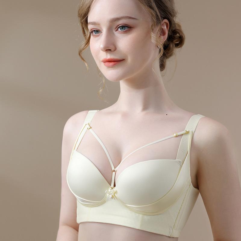 Sexy and Comfortable Large Size Bra with Front-connected Bust Straps and No Underwire Push-up Bra