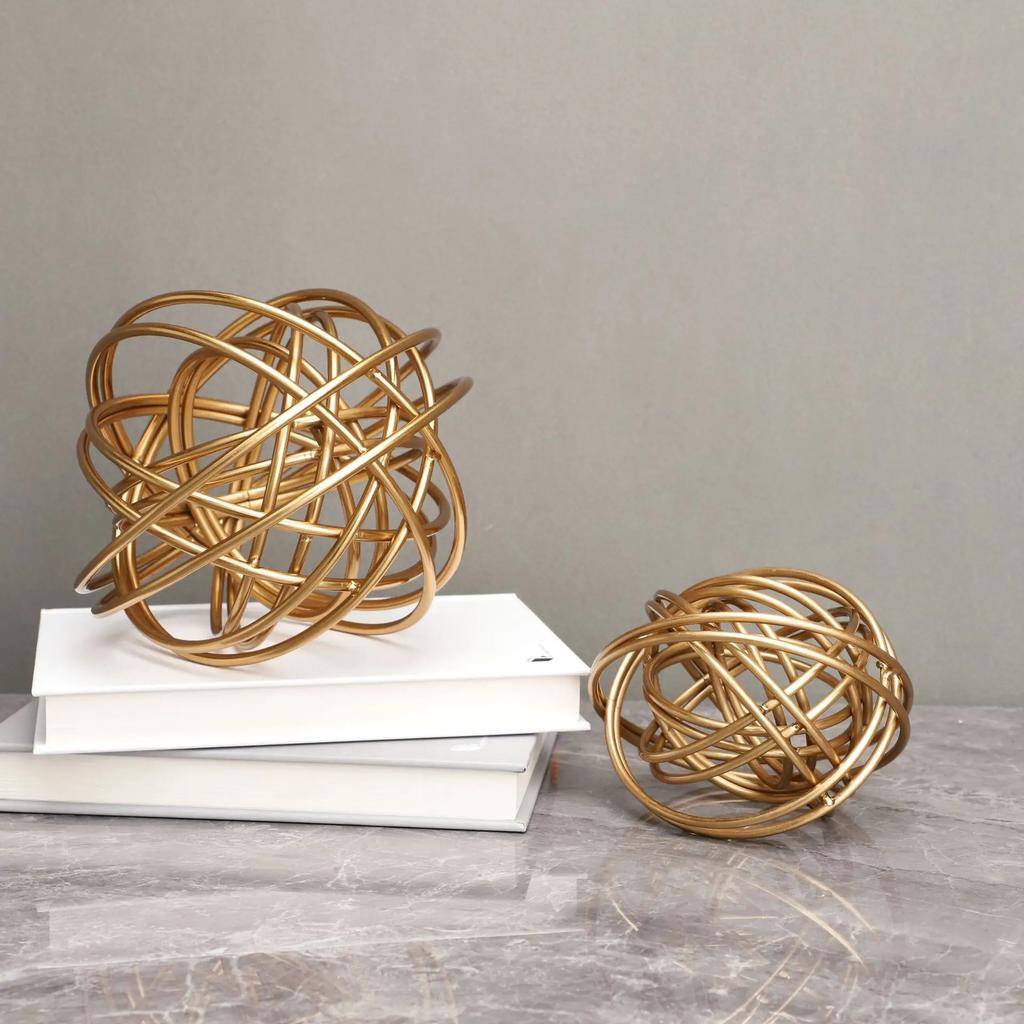 Kreatives Metallhandwerk Goldfaden Geometrische Hohlkugeln Goldene Wickelkugel Metall Dekorative Figuren Raumdekoration Ac