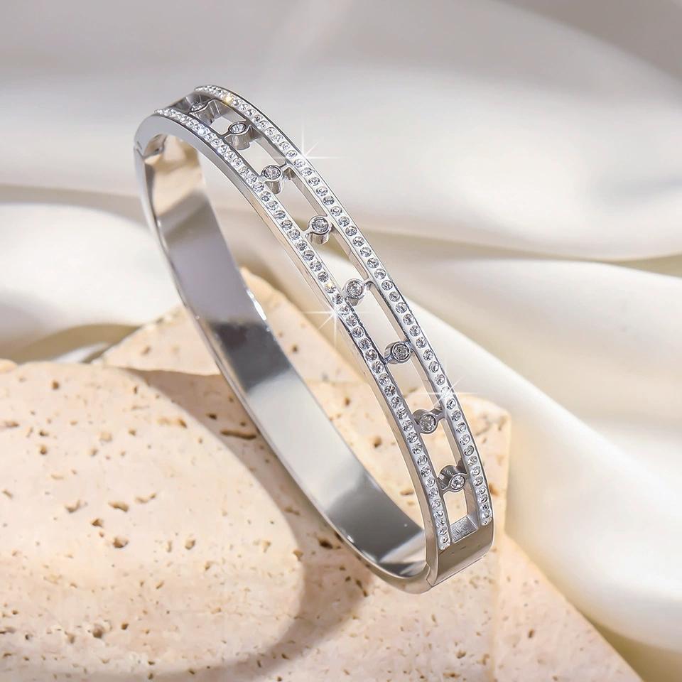Htpwe Stainless Steel Glossy Zirconium Round Bead Combination Bracelet Set Women Plated 18k Couple Holiday Gift Bracelet Zircon