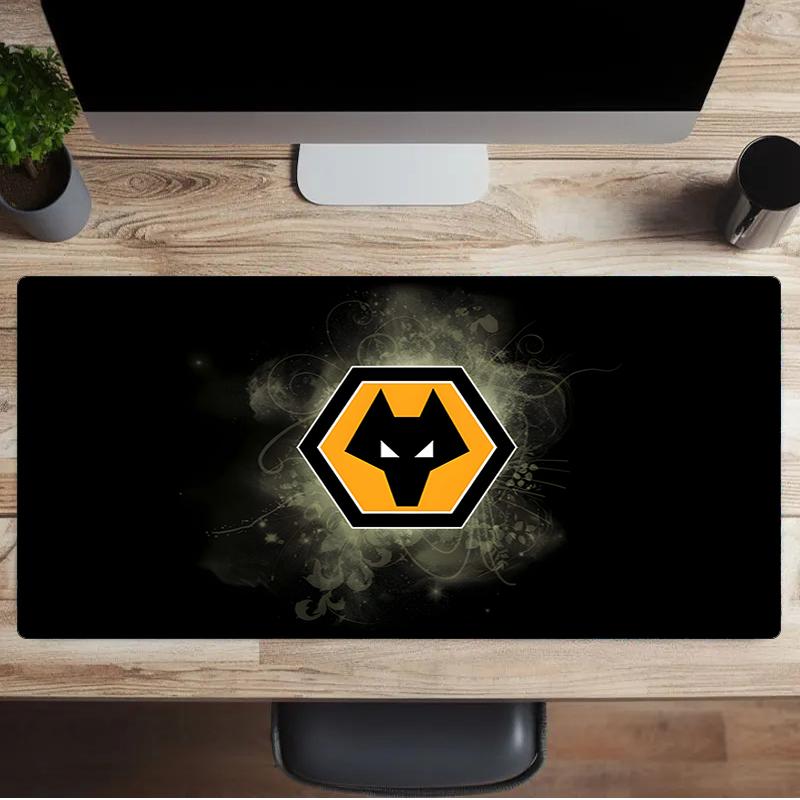 Flammende Wölfe Emblem Wanderer Mauspads, Gaming-Mauspad, Tastaturmatte, Schreibtischdekoration für Computer-Notebook, Fan-Geschenk, Geburtstagsgeschenk