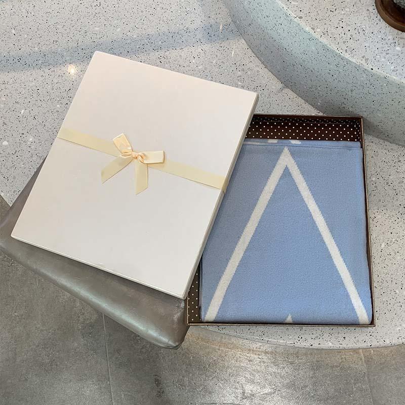 Autumn and Winter New Style Double-sided Knitted Scarf Fashionable Warm Scarf Scarf, Soft and Skin-friendly Scarf