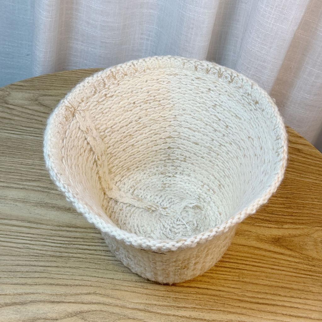 Autumn and Winter Women'S Warm Bucket Shape Bucket Hat, Showing A Small Face Covering, Retro Easy Matching Bucket Hat Suitable for Outdoor Travel