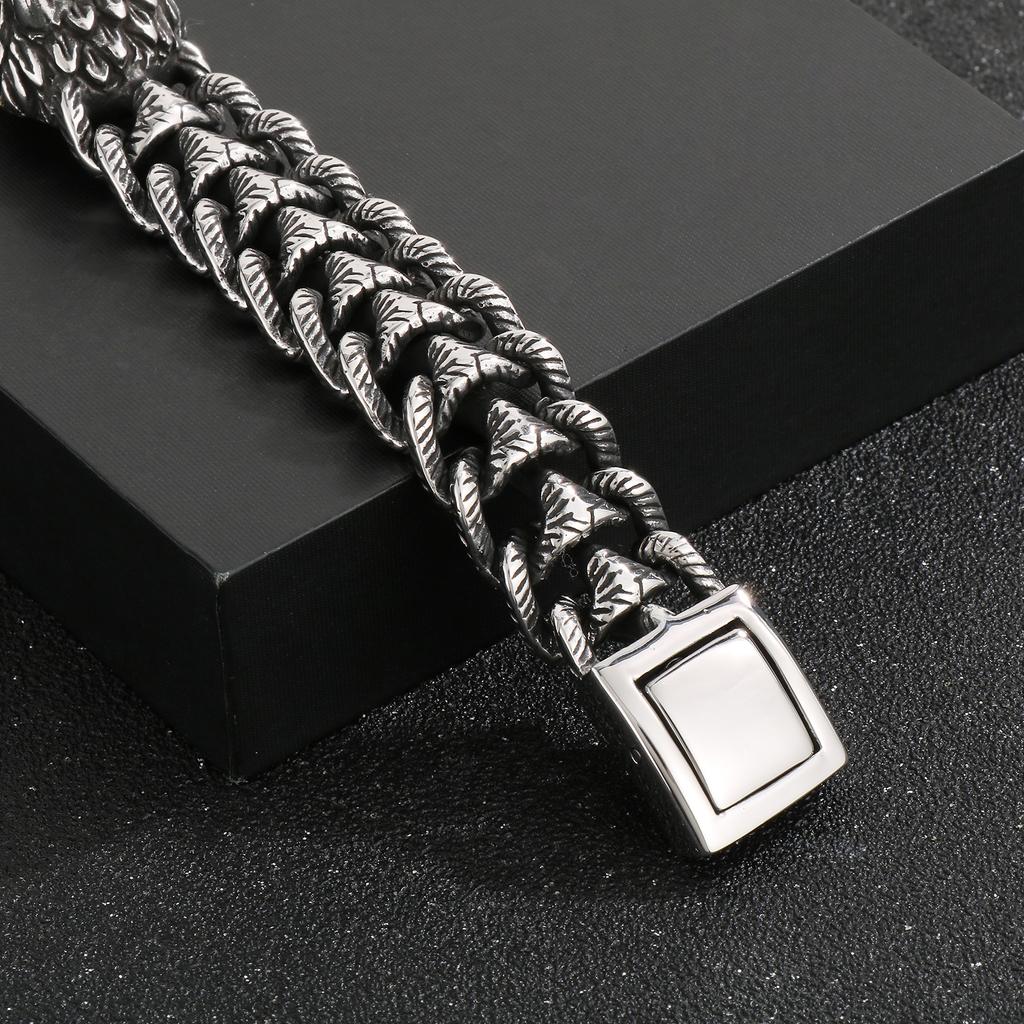 Cast Wolf Dog Head Bracelet for Men Cool Jewelry - Stainless Steel 316L - KB184389-KJX