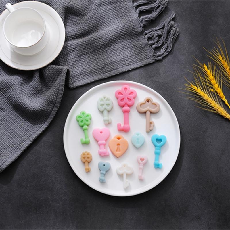 Keys Shaped Chocolate Mold Ice Cube Mould DIY Candy Drip Mold Pudding Molds Fondant Moulds Perfect Gift for Baking Lover