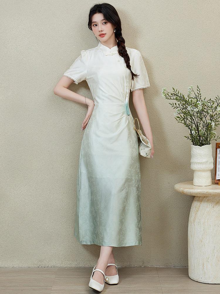 Elegant Summer Women's Qipao Dress - Short Sleeve Gradient Jade