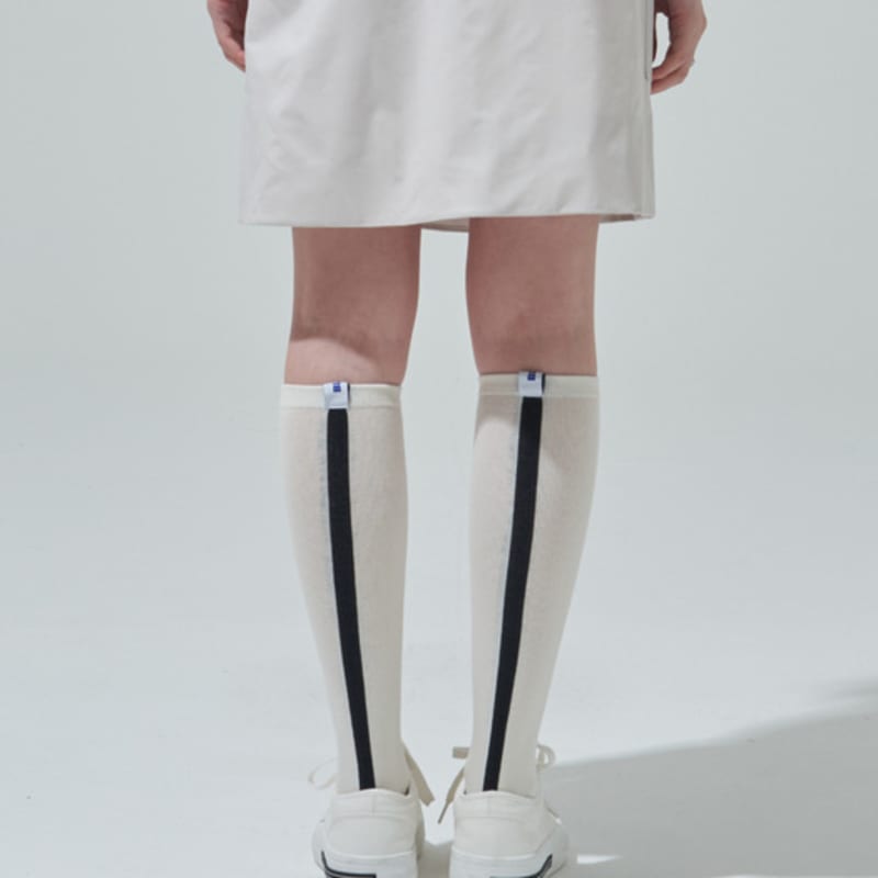 

BLUDOT Цветные гольфы до колена_WH WHITE