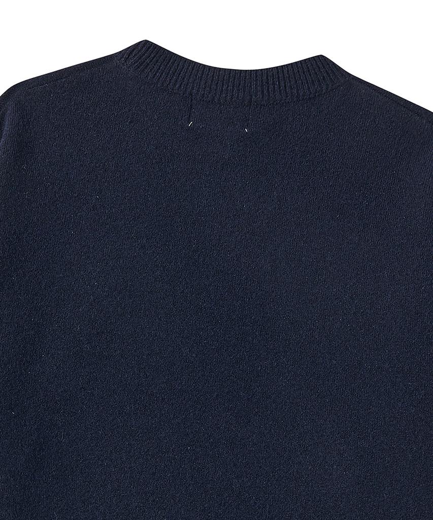 BEYOND CLOSET Romantic Modern Argyle Soft Knit Navy