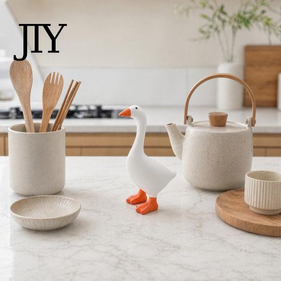 Small Metal Item Organizer Magnetic Duck Key Holder, 6.7 Inch White Resin Table Goose Statue with Strong Magnet Home Decor Figure for Keys And Items,
