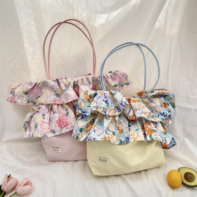 New Retro Rose Floral Splicing Shoulder Bag Women's Ruffle Edge Large-capacity Commuter Hand-held Underarm Bag