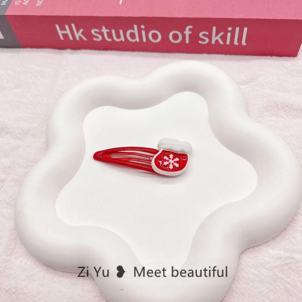 Adorable Christmas Hair Clips for Kids - Santa Cartoon Accessories, Festive Holiday Headdress