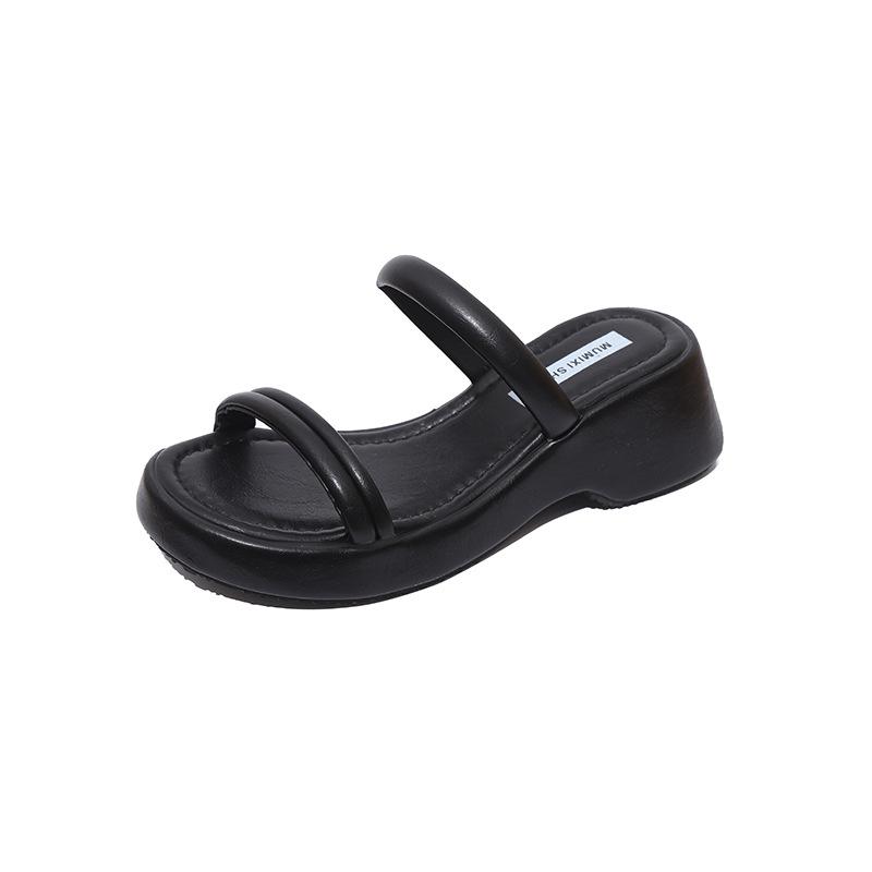 2025 Korean version of summer new fashion one-word slippers platform muffin shoes open-toed cool slippers