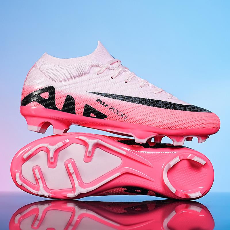 Large quantity talks about the new high-top football shoes, long nails, football shoes, broken nails, training shoes, football falcon men's models