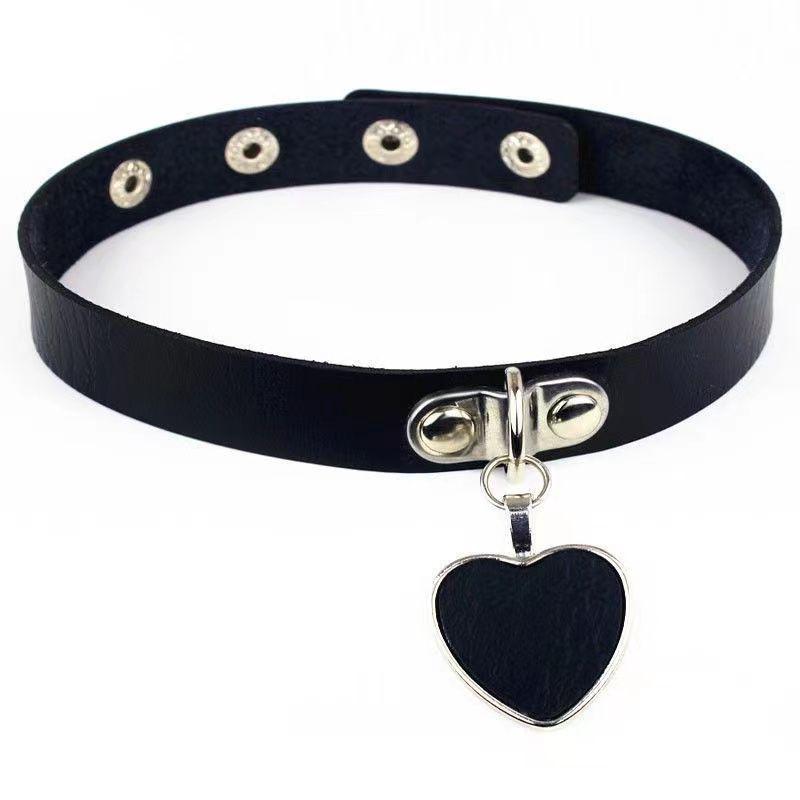 Pleasure Traction Rope: Heart Choker Leash for Role Play & SM Training