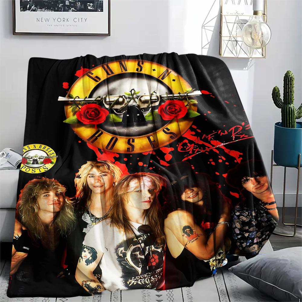 1Pc Guns&Roses Print Flannel Blanket, High quality Comfortable for All Seasons, Home Decor, Warmth and Comfort, Perfect for Gifts