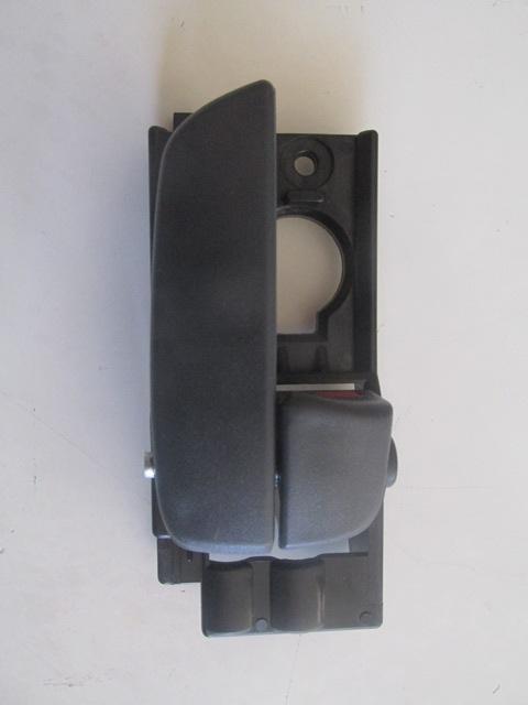 

For Hyundai Accent Era 2006 2012 Front Door Interior Opening Handle Right Black 82620-1E000