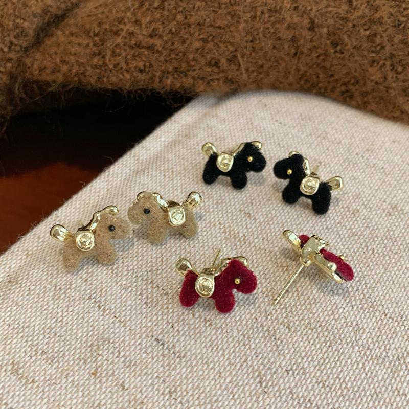 Creative Unique Cartoon Animal Colt Horse Earrings For Women Girl Cute Animal Little Horse Ear Stud Jewelry New Year Gift