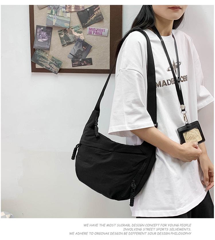Japanese Style Large Capacity Nylon Crossbody Bag for Female Students
