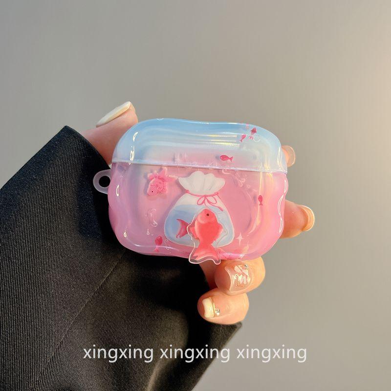 

INS Милые разводы Розовый Вращающийся Маленькая рыбка для Airpods4 Apple Защитный чехол Bluetooth Airpodspro2 Чехол для наушников 3-го поколения airpods3 Pink Rotate small fish [single shell]]