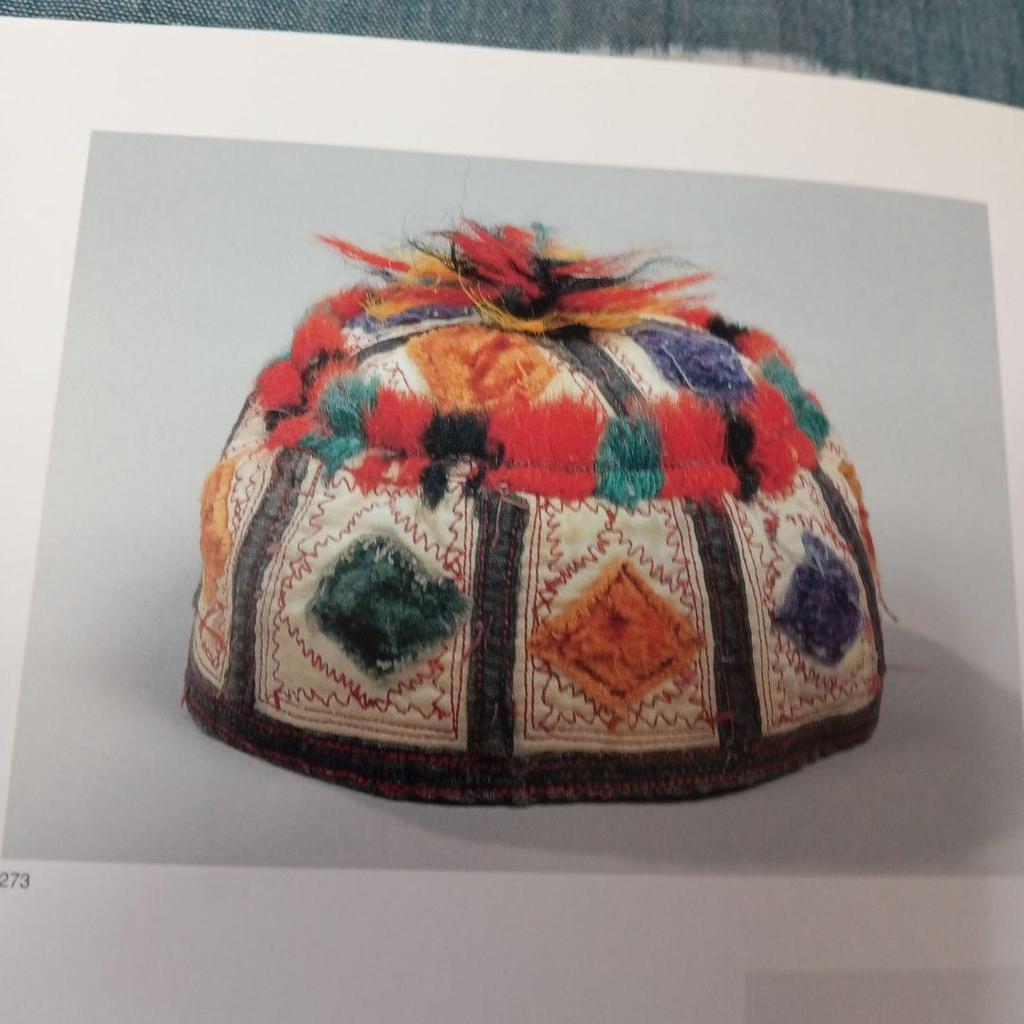 [USED] Book Silk Road Attire Fashion Book