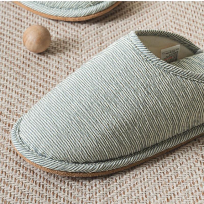 Daiso Fluffy Clogged Living Room Shoes 230 250 Mm Blue