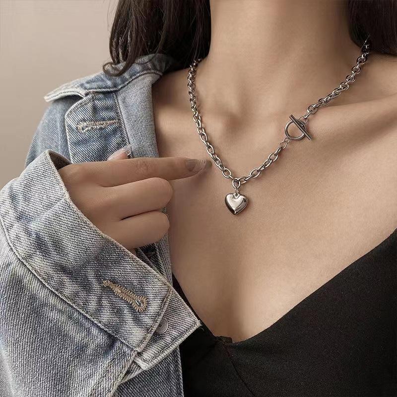 

Silver Beads Necklace for Women - Sophisticated, Small-scale, Unique, Gentle Collar Chain, High-end, Cool Style, Heart Design Love Necklace