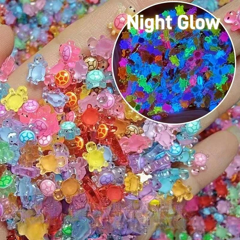 100 Pezzi Mini Tartarughe in Resina Tartarughe Luminose al Buio Miniaturine di Tartaruga Multifunzione Luminose al Buio per Micro Paesaggistica