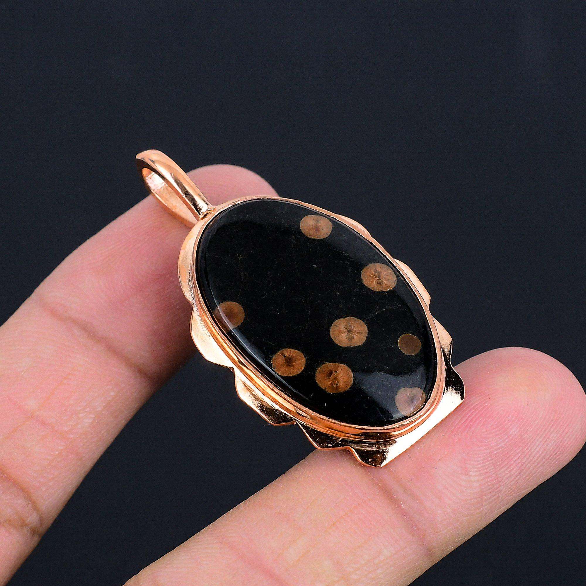 

Арахисовый обсидиан, драгоценный камень, красивая медная подвеска ручной работы для женщин 1.97 Inches чёрный