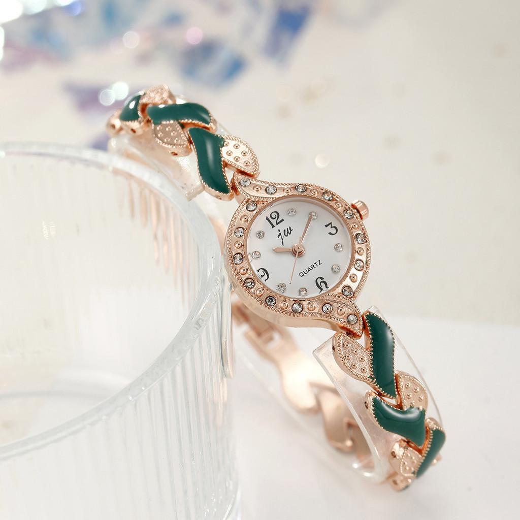 Fashion Ladies Alloy Leaf Quartz Watch Bracelet Set For Casual Wear
