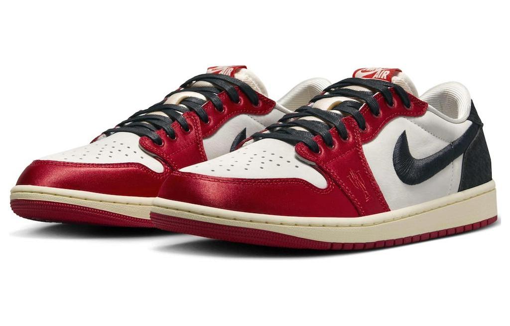Jordan 1 Retro Low OG Trophy Room "Away" FN0432-100