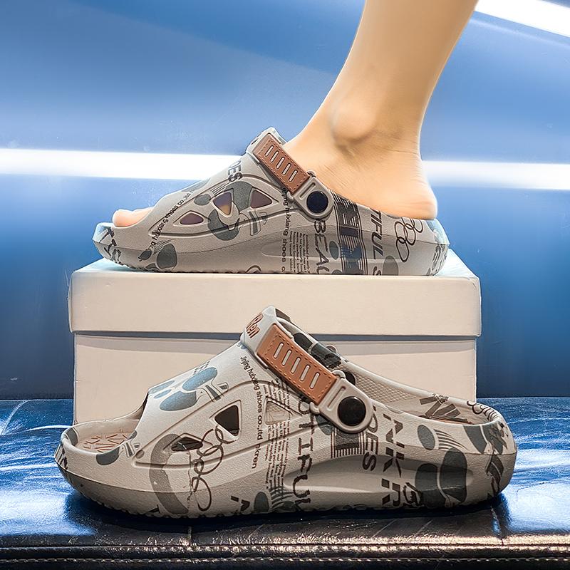 New Men's Sandals Big Size Thick-soled Lightweight Slippers Men's Fashionable Casual Sports Sandals Breathable Beach Shoes Men