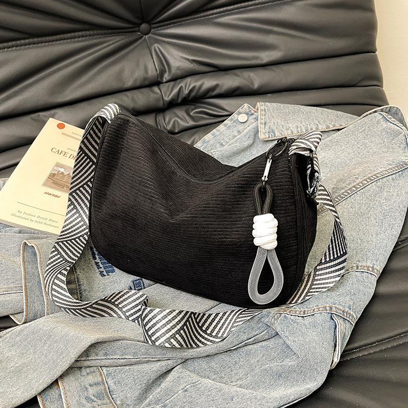 Fashion Versatile Commuter Women's Bag Large Capacity Messenger Bag Corduroy Simple Casual Shoulder Bag Commuter Bag