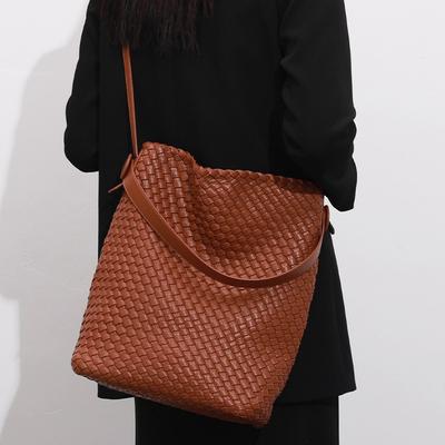 New Cross-border Foreign Trade Women's Bag, Soft Leather, Fully Hand-woven, Large Capacity, Vintage Mother-daughter Tote Bag, Shoulder Bucket Bag