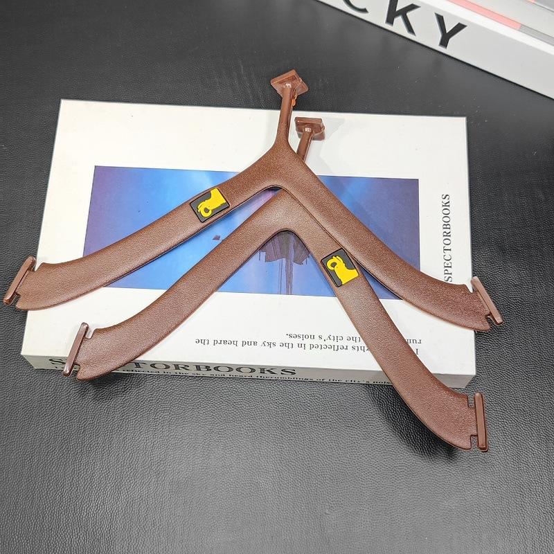 

Летние шлепанцы аксессуары шнурки универсальные трехточечные шлепанцы против шлепанцев ремонт мужские и женские ПВХ ремешки 44 yards to send No. 12