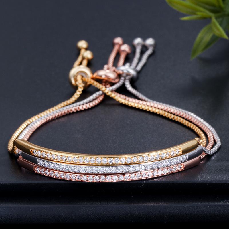 2026 Creative Exquisite Hand Jewelry Micro-inlaid Zircon Shiny Single Row Curved Bracelet Adjustable