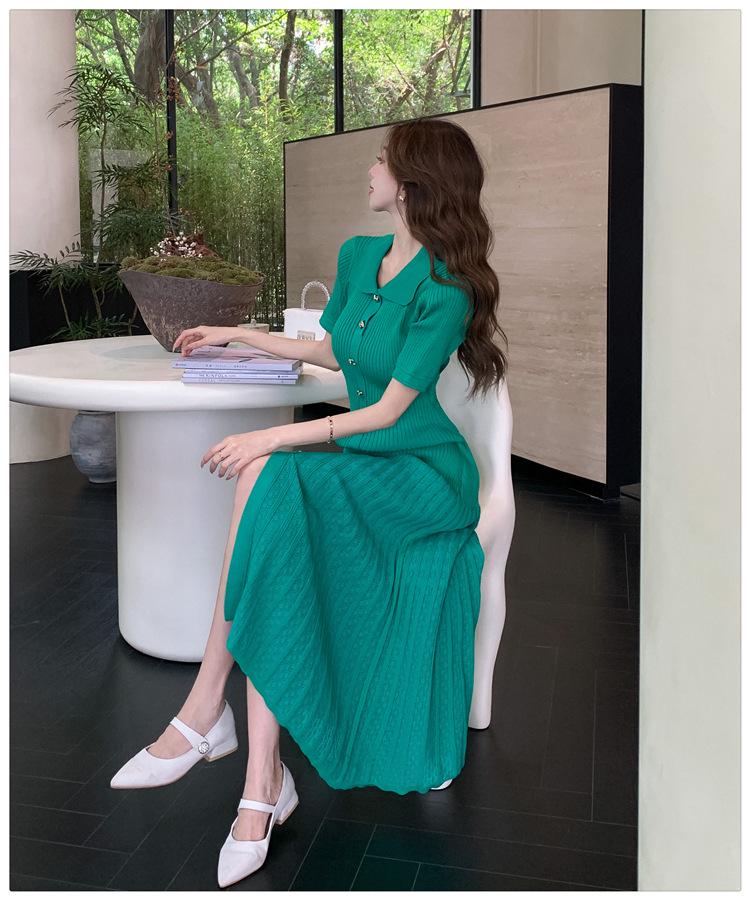 2026 Summer Korean Style Women's Polo Collar Short Sleeve Wool Knit Dress, Waist-Cinching, Slimming Long Dress.