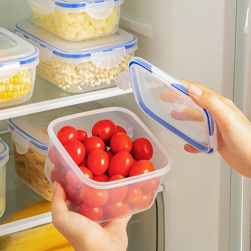 Transparent Food-Grade Kitchen Storage Box for Refrigerator and Microwave, Ideal for Fresh Food, Heating, and Takeaway.