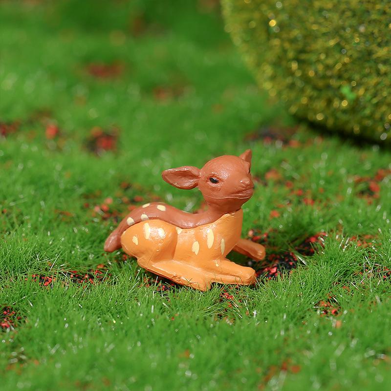 1Pcs Mini Deer Miniature Statue Deer Ornaments Cute Sika Deer Figurines Succulent Potted Plant Ornament Micro Landscape Ornament