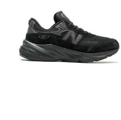 990v6 Sneakers